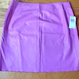 Tahari buttery violet leather skirt, size 10